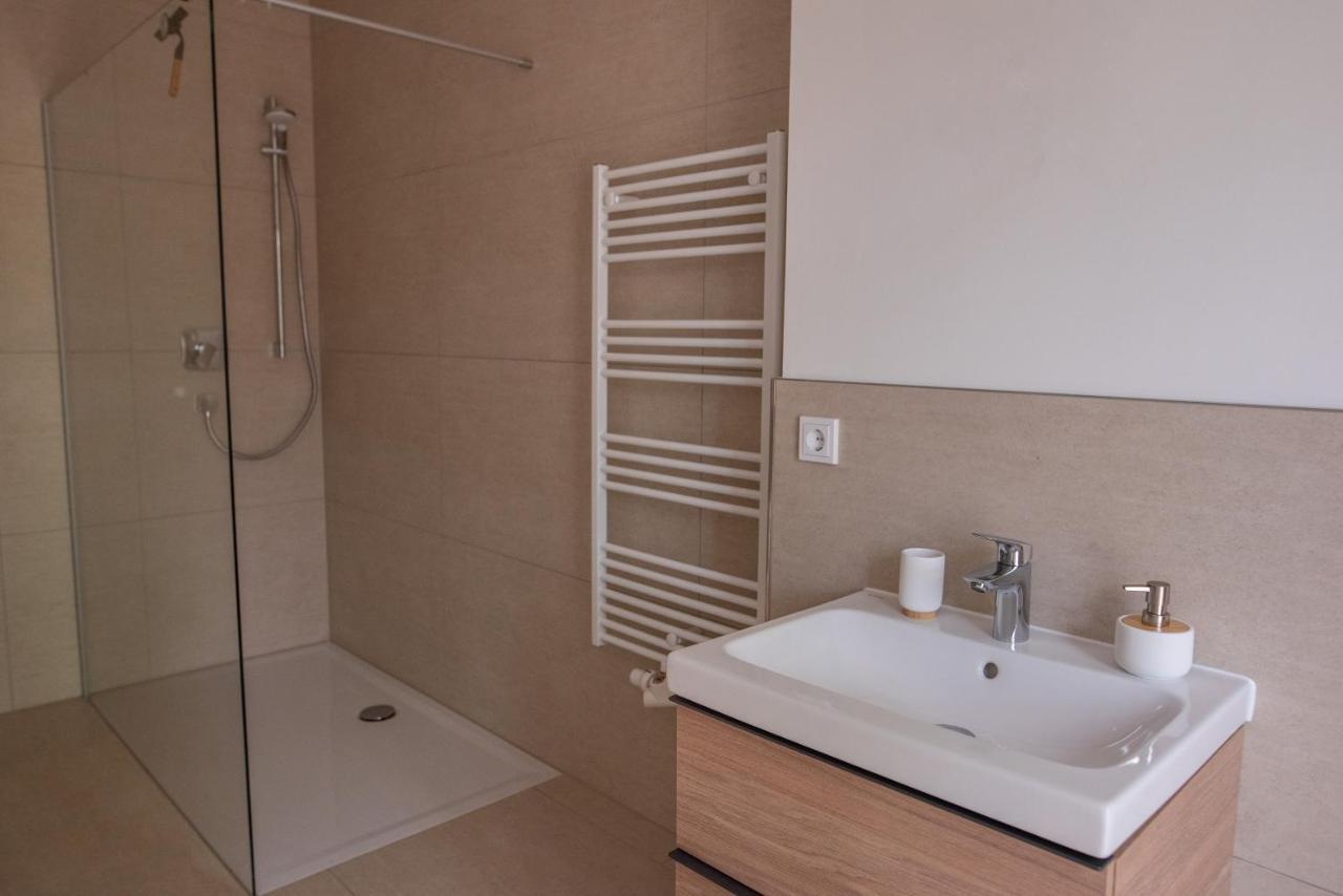 Vierseitenhof Appartements Бург Екстериор снимка