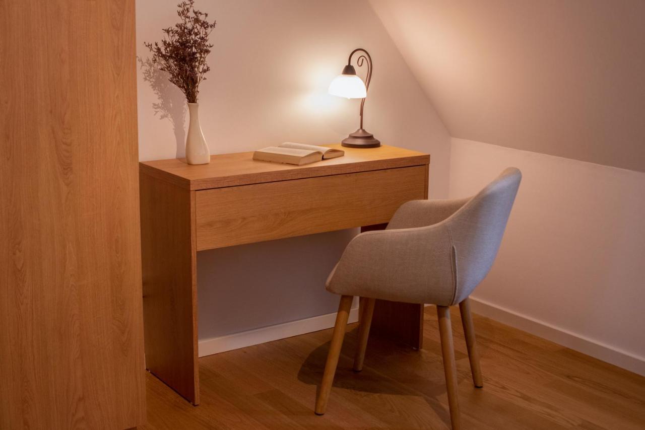 Vierseitenhof Appartements Бург Екстериор снимка