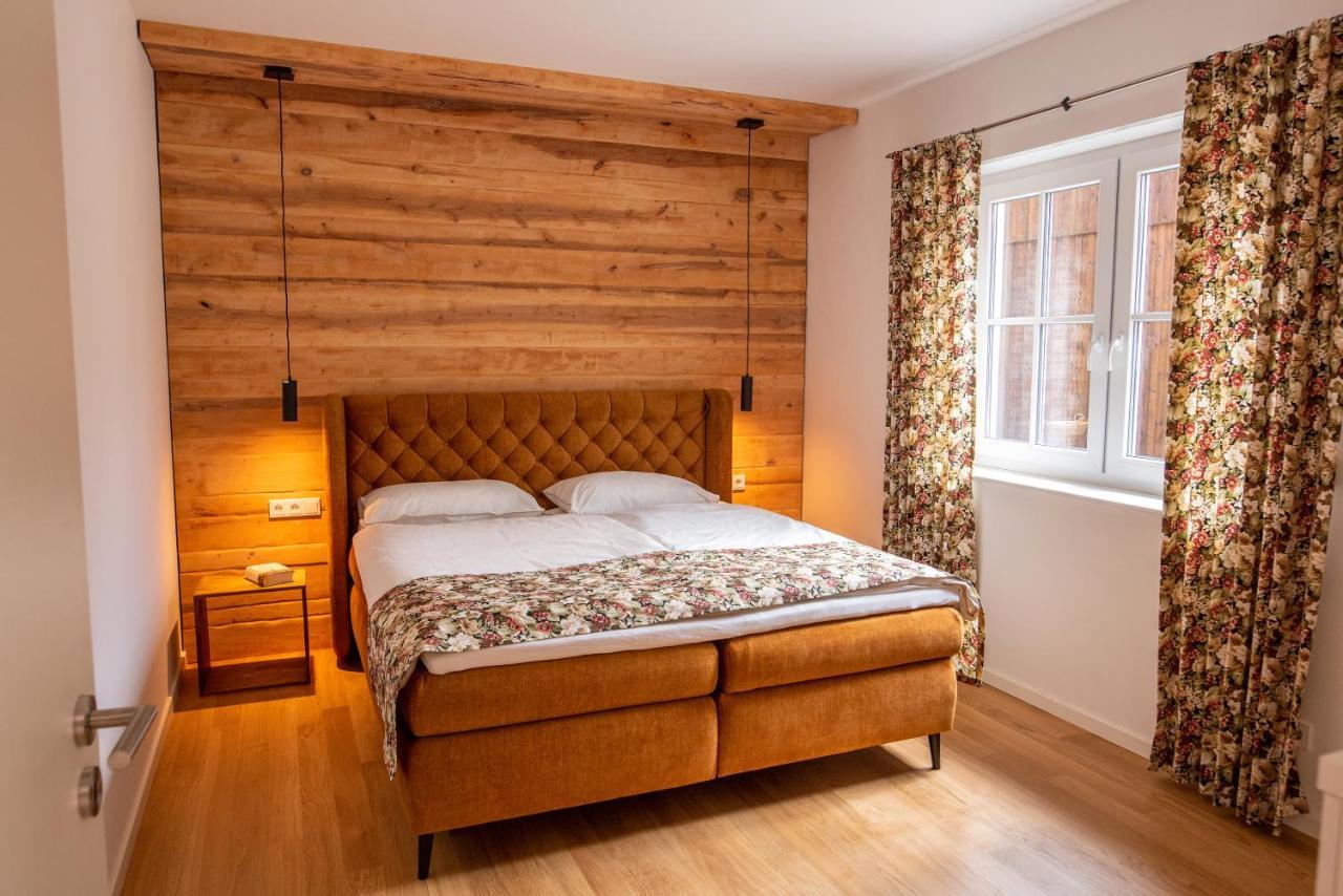 Vierseitenhof Appartements Бург Екстериор снимка
