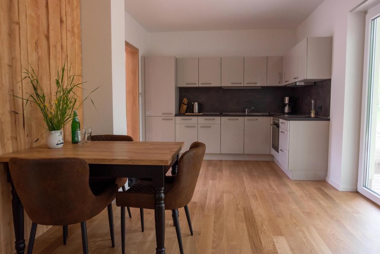 Vierseitenhof Appartements Бург Екстериор снимка