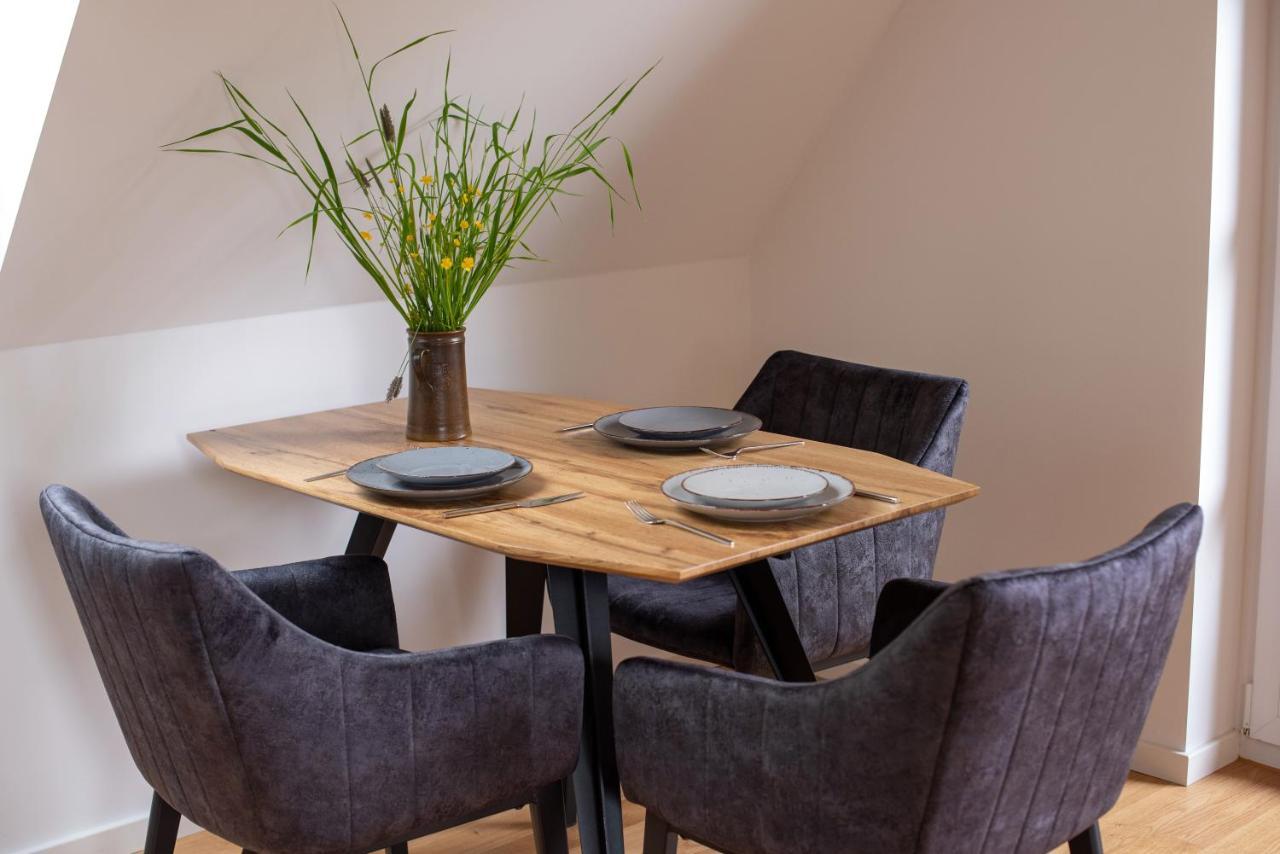 Vierseitenhof Appartements Бург Екстериор снимка