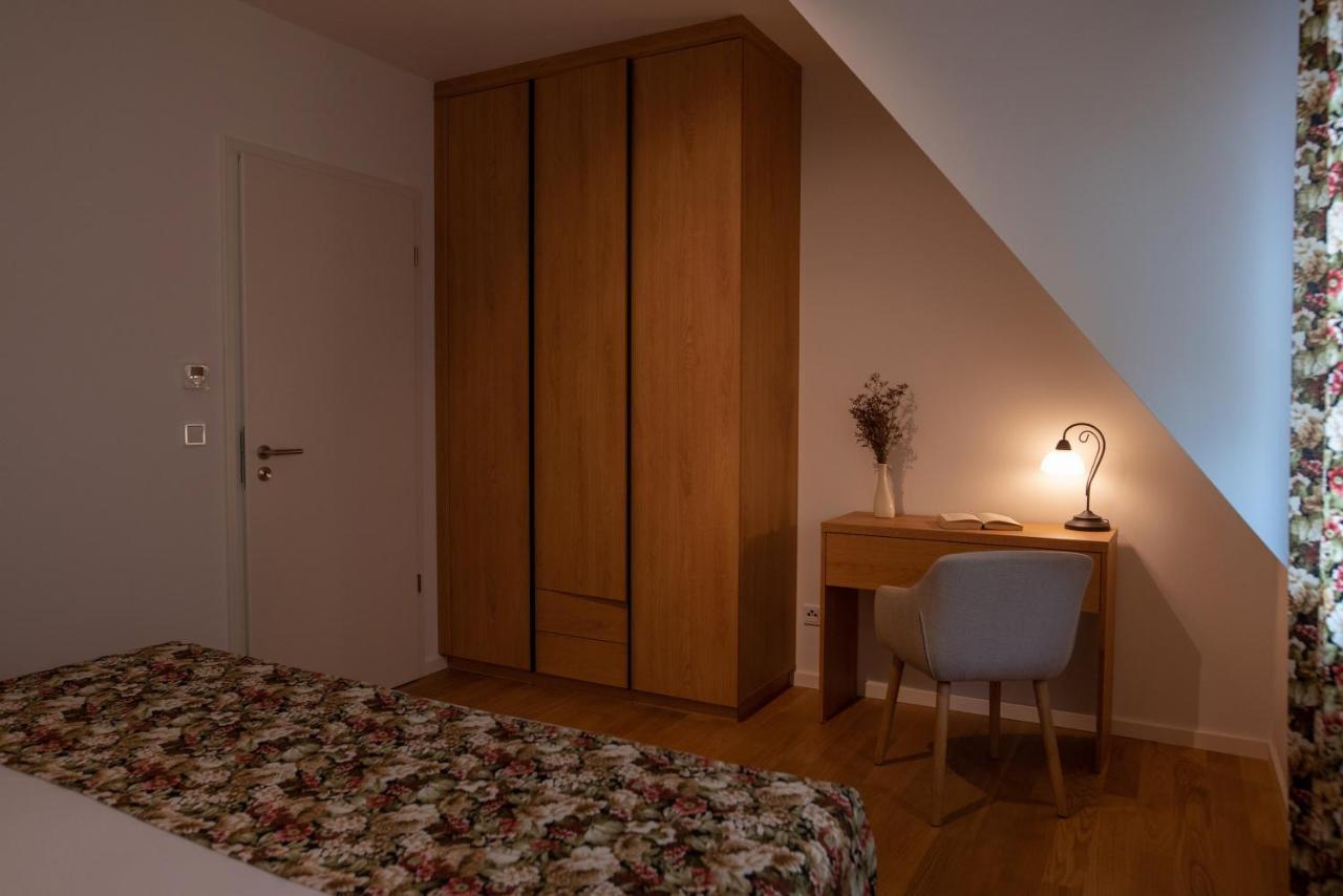 Vierseitenhof Appartements Бург Екстериор снимка
