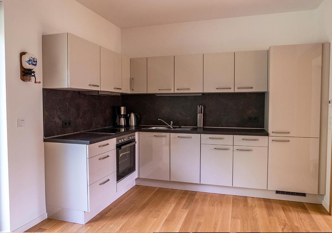 Vierseitenhof Appartements Бург Екстериор снимка