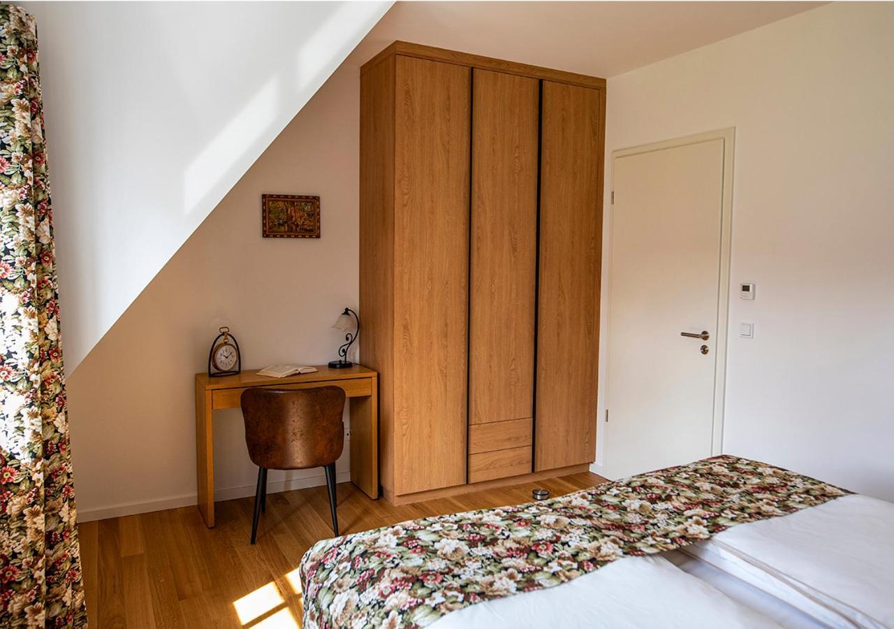 Vierseitenhof Appartements Бург Екстериор снимка